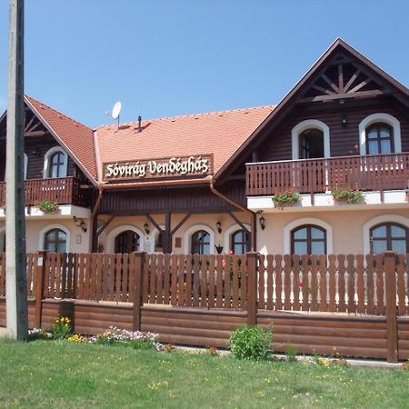 Sovirag Vendeghaz Hotel Hortobagy Bagian luar foto