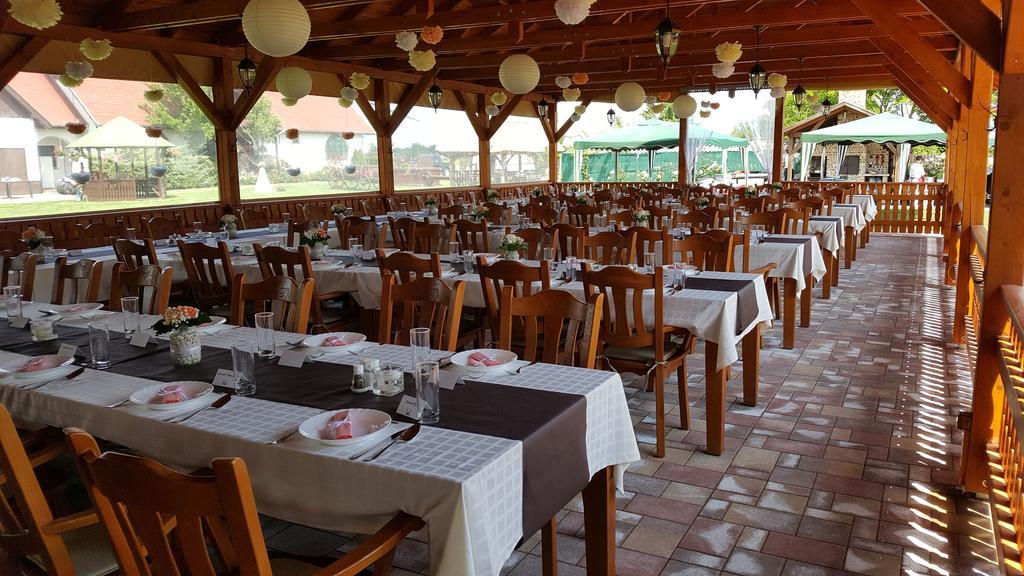 Sovirag Vendeghaz Hotel Hortobagy Bagian luar foto